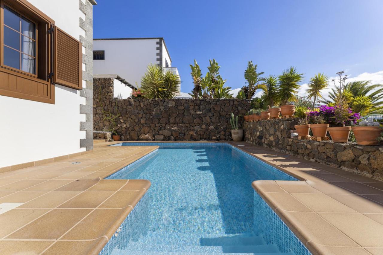 Villa Reymar Тіас Екстер'єр фото